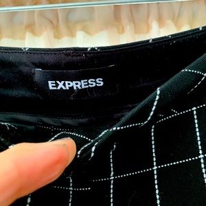 EXPRESS low rise barely boot EDITOR pant size 6